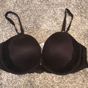 NWT Victoria’s Secret push up bra